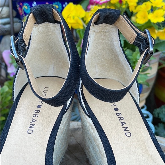 New Lucky Brand Shabby Canvas Raw Edge Wedge Heel Sandals - Picture 7 of 13